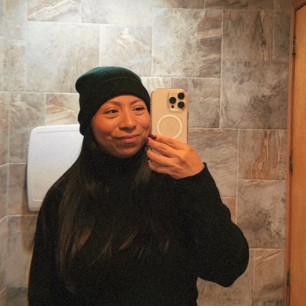 Meet your Posher, Gabriela